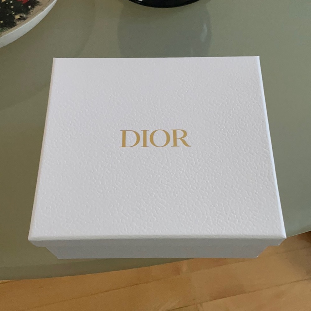 Original Dior box empty